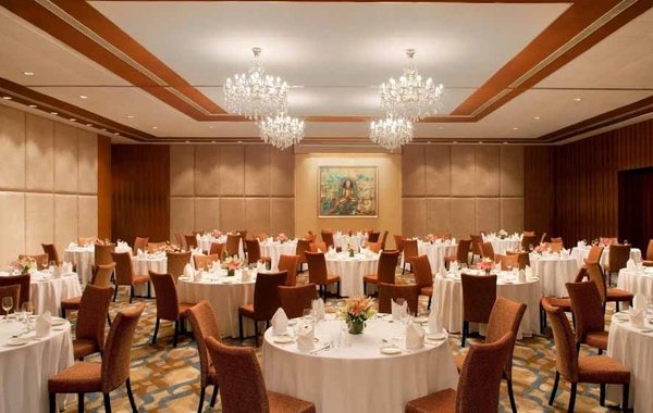 Radisson Blu Plaza